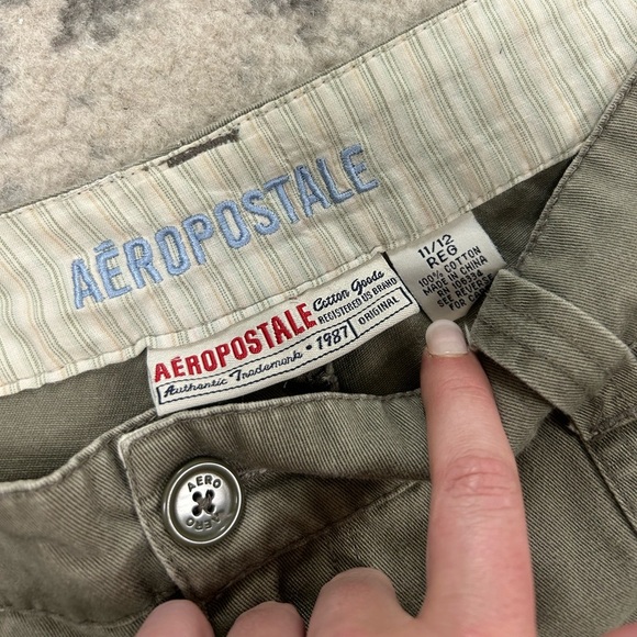 Y2K Aeropostale green low rise utility cargo flare pants 11 12R EUC - Picture 2 of 7